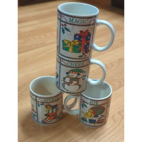 Signature Holiday Classics Ceramic Mugs Cups 79250 Under The Tree Set of 4 - Picture 5 of 11